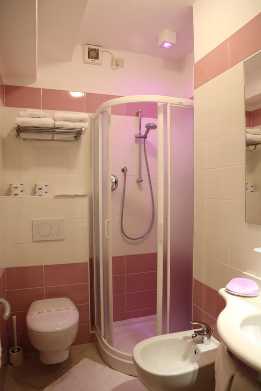 Hotel Ambra Cesenatico Pokoj fotografie